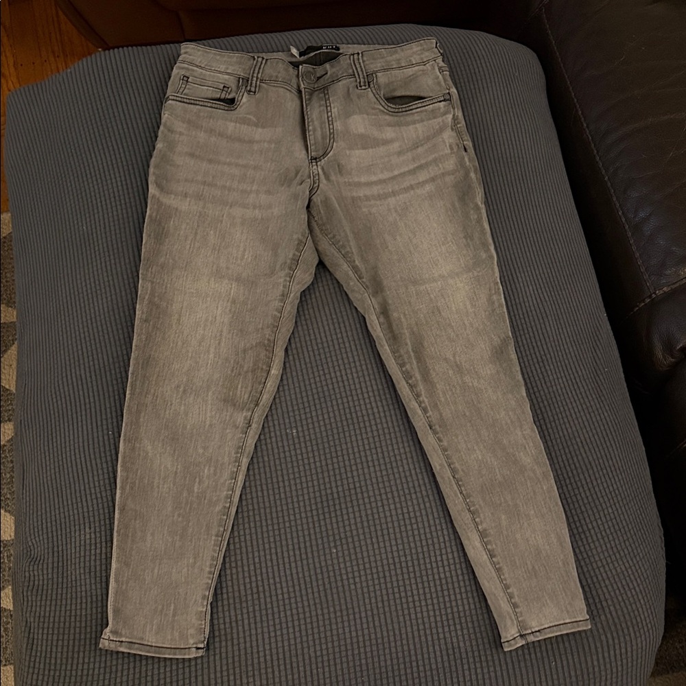 Kut from the Kloth Women’s Petite Slim Cropped Gray Jeans